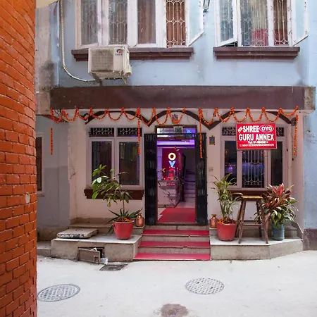 Oyo 809 Shree Guru Annex 2 Hotel